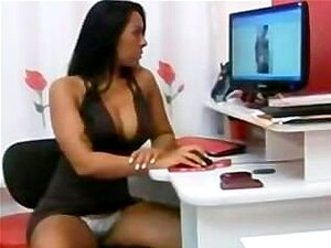 Vídeos de sexo e pornografia Joyce Oliveira Orgia em alta ...