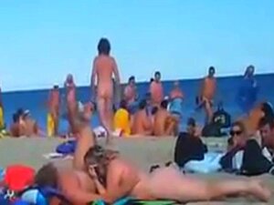 Sexo Grupal De Praia De Nudismo Público No Verão 2015 Porn