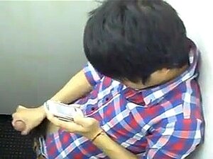 Vídeos de sexo e pornografia Gay Toilet em alta qualidade no ...