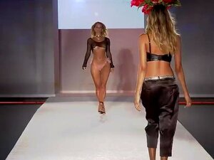Barros Lima Biquínis Primavera Verão 2018 Completo Fashion Show Porn