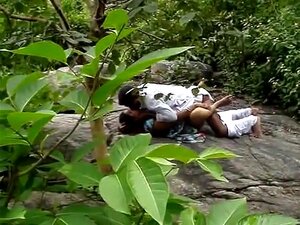 Desi Randi Da Índia Do Sul A Foder Na Selva, Porn