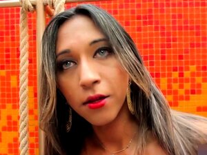 Al Marito Piace Il Trans - Porno @ CuloNudo.com