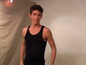 Nude Teen Gay Boy - Porno @ CuloNudo.com