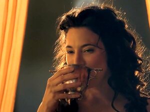 Lucy Lawless Sexy Gratis Videos Porno y Películas de Sexo en ...